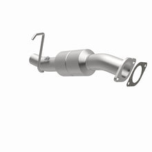 Load image into Gallery viewer, MagnaFlow Exhaust Products 5451006 California CARB Direct-Fit Catalytic Converter for Select Chevrolet Silverado HD Classic, Chevrolet Silverado Classic, GMC Sierra HD Classic, GMC Sierra Classic