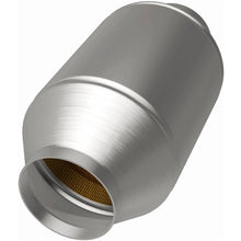 Load image into Gallery viewer, MagnaFlow Exhaust Products 333505 California CARB Universal Catalytic Converter for Select Dodge D100, Dodge D150, Dodge Ram 50, Isuzu Pickup, Isuzu Rodeo, Mazda B2000, Mazda B2200, Mazda B2600, Mitsubishi Mighty Max
