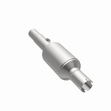 Load image into Gallery viewer, MagnaFlow Exhaust Products 4451226 California CARB Direct-Fit Catalytic Converter for Select Jeep Cherokee, Jeep Grand Cherokee