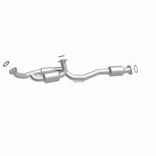Load image into Gallery viewer, MagnaFlow Exhaust Products 52086 OEM Grade Direct-Fit Catalytic Converter for Select Lexus ES300, Toyota Avalon, Toyota Camry, Toyota Solara