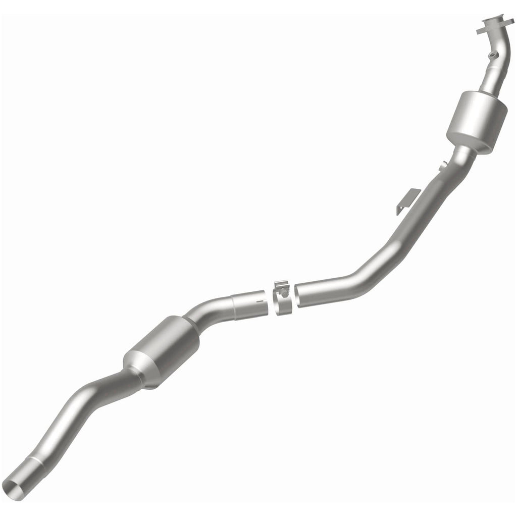MagnaFlow Exhaust Products 51645 OEM Grade Direct-Fit Catalytic Converter for Select Mercedes-Benz E350