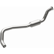 Load image into Gallery viewer, MagnaFlow Exhaust Products 4651596 California CARB Direct-Fit Catalytic Converter for Select Dodge Ram