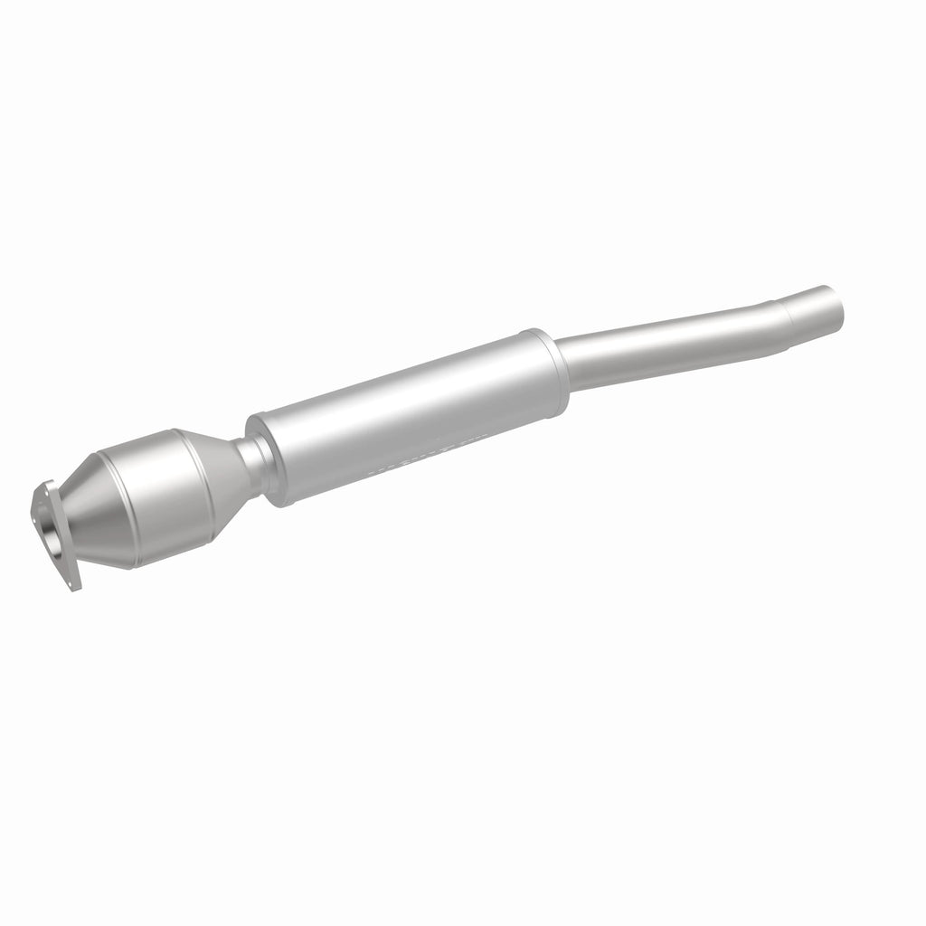 MagnaFlow Exhaust Products 49877 OEM Grade Direct-Fit Catalytic Converter for Select Volkswagen Phaeton