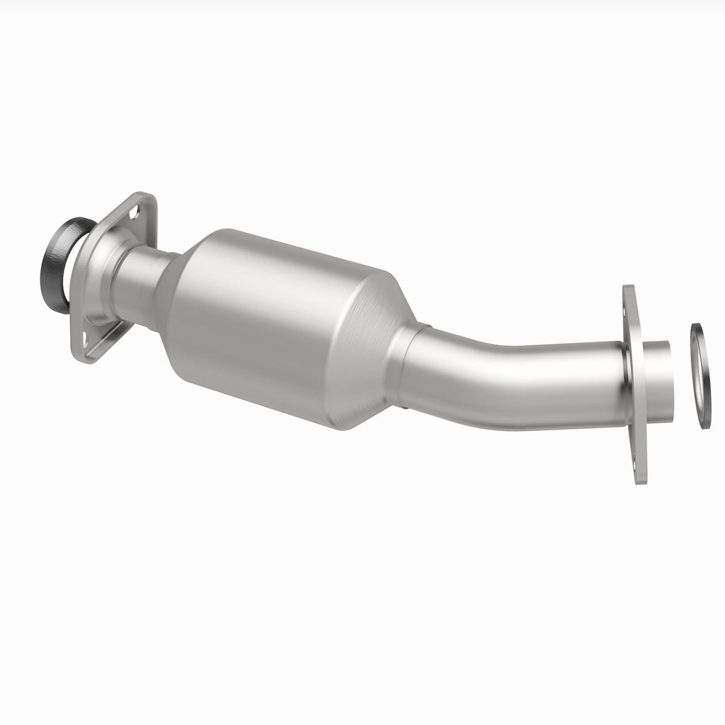 MagnaFlow Exhaust Products 280095 OEM Grade Direct-Fit Catalytic Converter for Select Toyota Sienna