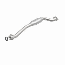 Load image into Gallery viewer, MagnaFlow Exhaust Products 49612 OEM Grade Direct-Fit Catalytic Converter for Select Chevrolet Colorado, GMC Canyon, Hummer H3, Isuzu i-280, Isuzu i-290, Isuzu i-350, Isuzu i-370