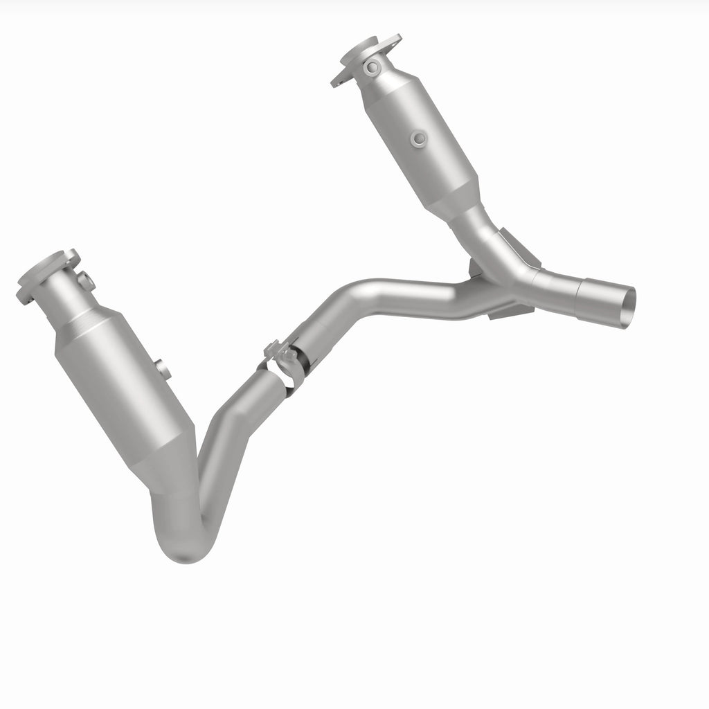 MagnaFlow Exhaust Products 21-972 OEM Grade Direct-Fit Catalytic Converter for Select Dodge Dakota