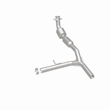 Load image into Gallery viewer, MagnaFlow Exhaust Products 5582706 California CARB Direct-Fit Catalytic Converter for Select Ford F-150