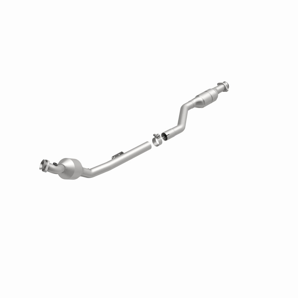MagnaFlow Exhaust Products 51628 OEM Grade Direct-Fit Catalytic Converter for Select Mercedes-Benz E430