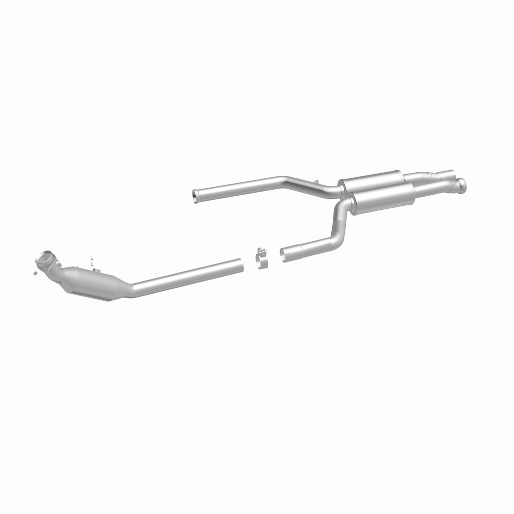 MagnaFlow Exhaust Products 52996 OEM Grade Direct-Fit Catalytic Converter for Select Mercedes-Benz E400