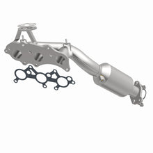 Load image into Gallery viewer, MagnaFlow Exhaust Products 5582431 California CARB Manifold Catalytic Converter for Select Toyota 4Runner, Toyota FJ Cruiser