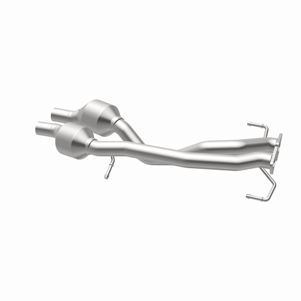 MagnaFlow Exhaust Products 51957 OEM Grade Direct-Fit Catalytic Converter for Select Audi Q7, Volkswagen Touareg