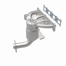 Load image into Gallery viewer, MagnaFlow Exhaust Products 51260 OEM Grade Manifold Catalytic Converter for Select Dodge Caliber, Jeep Compass, Jeep Patriot, Lexus RX350