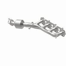 Load image into Gallery viewer, MagnaFlow Exhaust Products 290035 OEM Grade Manifold Catalytic Converter for Select INFINITI QX80, Nissan Armada, Nissan NV2500, Nissan NV3500, Nissan TITAN, Nissan TITAN XD