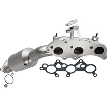 Load image into Gallery viewer, MagnaFlow Exhaust Products 5582430 California CARB Manifold Catalytic Converter for Select Toyota 4Runner, Toyota FJ Cruiser