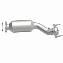 Load image into Gallery viewer, MagnaFlow Exhaust Products 21-916 OEM Grade Direct-Fit Catalytic Converter for Select Ford Five Hundred, Ford Freestyle, Mercury Montego