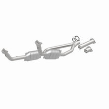 Load image into Gallery viewer, MagnaFlow Exhaust Products 23821 Standard Grade Direct-Fit Catalytic Converter for Select Land Rover Range Rover