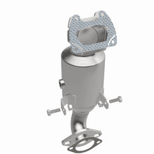 Load image into Gallery viewer, MagnaFlow Exhaust Products 5551191 California CARB Manifold Catalytic Converter for Select Ram ProMaster 1500, Ram ProMaster 2500, Ram ProMaster