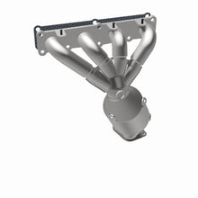 Load image into Gallery viewer, MagnaFlow Exhaust Products 22-158 OEM Grade Manifold Catalytic Converter for Select Chrysler 200, Dodge Dart, Fiat 500X, Jeep Cherokee, Jeep Renegade, Ram ProMaster City