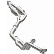 Load image into Gallery viewer, MagnaFlow Exhaust Products 23580 HM Grade Direct-Fit Catalytic Converter for Select Mercedes-Benz C280, Mercedes-Benz C36 AMG