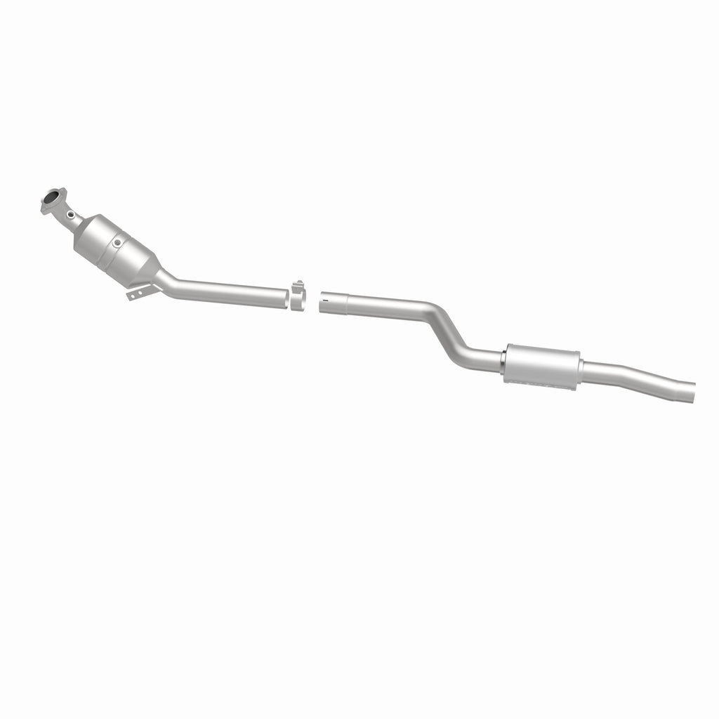 MagnaFlow Exhaust Products 5561919 California CARB Direct-Fit Catalytic Converter for Select Mercedes-Benz C300, Mercedes-Benz C350, Mercedes-Benz E350