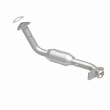 Load image into Gallery viewer, MagnaFlow Exhaust Products 23470 HM Grade Direct-Fit Catalytic Converter for Select Buick Roadmaster, Cadillac Commercial Chassis, Cadillac Fleetwood, Chevrolet Caprice, Chevrolet Commercial Chassis, Chevrolet Impala