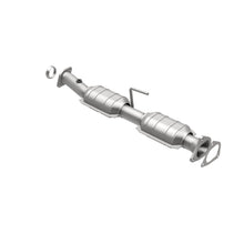 Load image into Gallery viewer, MagnaFlow Exhaust Products 447235 California CARB Direct-Fit Catalytic Converter for Select Ford Ranger, Mazda B3000, Mazda B4000