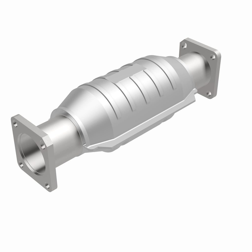 MagnaFlow Exhaust Products 23650 Standard Grade Direct-Fit Catalytic Converter for Select Geo Storm, Isuzu Impulse