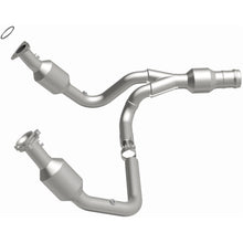Load image into Gallery viewer, MagnaFlow Exhaust Products 5582617 California CARB Direct-Fit Catalytic Converter for Select Cadillac Escalade, Cadillac Escalade ESV, Chevrolet Silverado 1500, GMC Sierra 1500, GMC Yukon, GMC Yukon XL