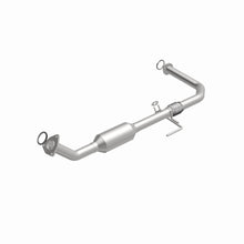 Load image into Gallery viewer, MagnaFlow Exhaust Products 4551404 California CARB Direct-Fit Catalytic Converter for Select Toyota Tundra