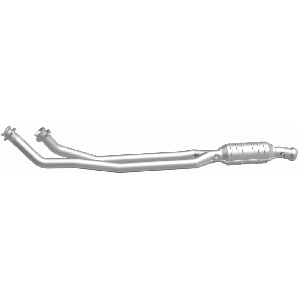 MagnaFlow Exhaust Products 23954 HM Grade Direct-Fit Catalytic Converter for Select Volvo 960, Volvo S90, Volvo V90