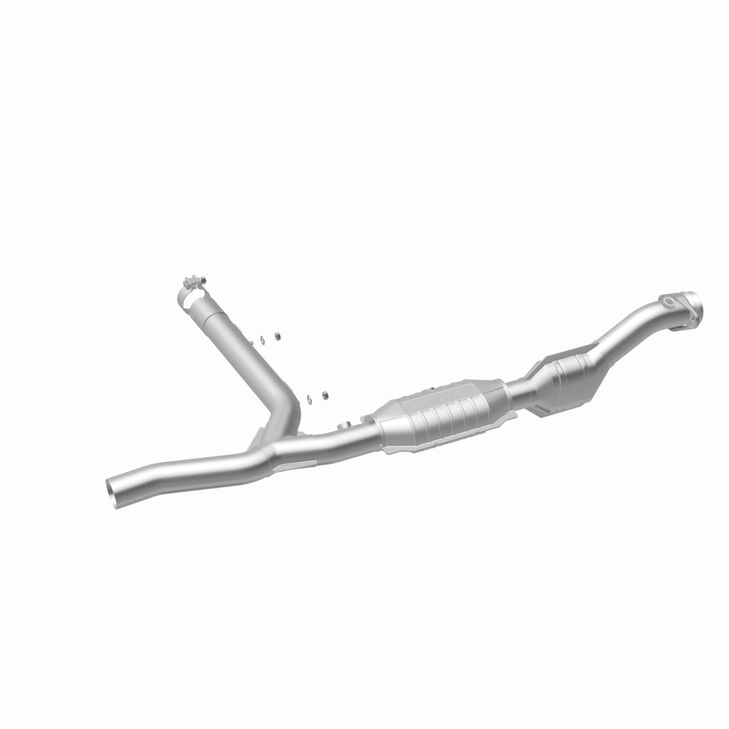 MagnaFlow Exhaust Products 447178 California CARB Direct-Fit Catalytic Converter for Select Ford E-150 Econoline, Ford E-150 Econoline Club Wagon, Ford Expedition, Ford F-150, Ford F-250