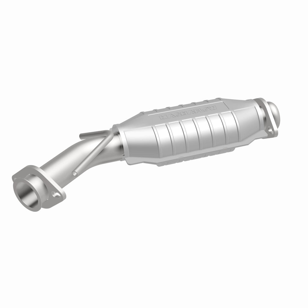 MagnaFlow Exhaust Products 23365 Standard Grade Direct-Fit Catalytic Converter for Select Ford LTD, Ford Thunderbird, Mercury Cougar, Mercury Marquis