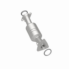 Load image into Gallery viewer, MagnaFlow Exhaust Products 5582223 California CARB Direct-Fit Catalytic Converter for Select Mazda CX-7
