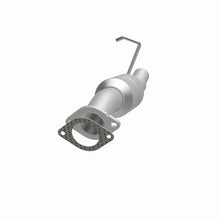 Load image into Gallery viewer, MagnaFlow Exhaust Products 4551006 California CARB Direct-Fit Catalytic Converter for Select Chevrolet Silverado HD, Chevrolet Silverado HD Classic, Chevrolet Silverado Classic, GMC Sierra HD, GMC Sierra HD Classic, GMC Sierra Classic