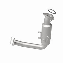 Load image into Gallery viewer, MagnaFlow Exhaust Products 25202 HM Grade Direct-Fit Catalytic Converter for Select Ford Focus