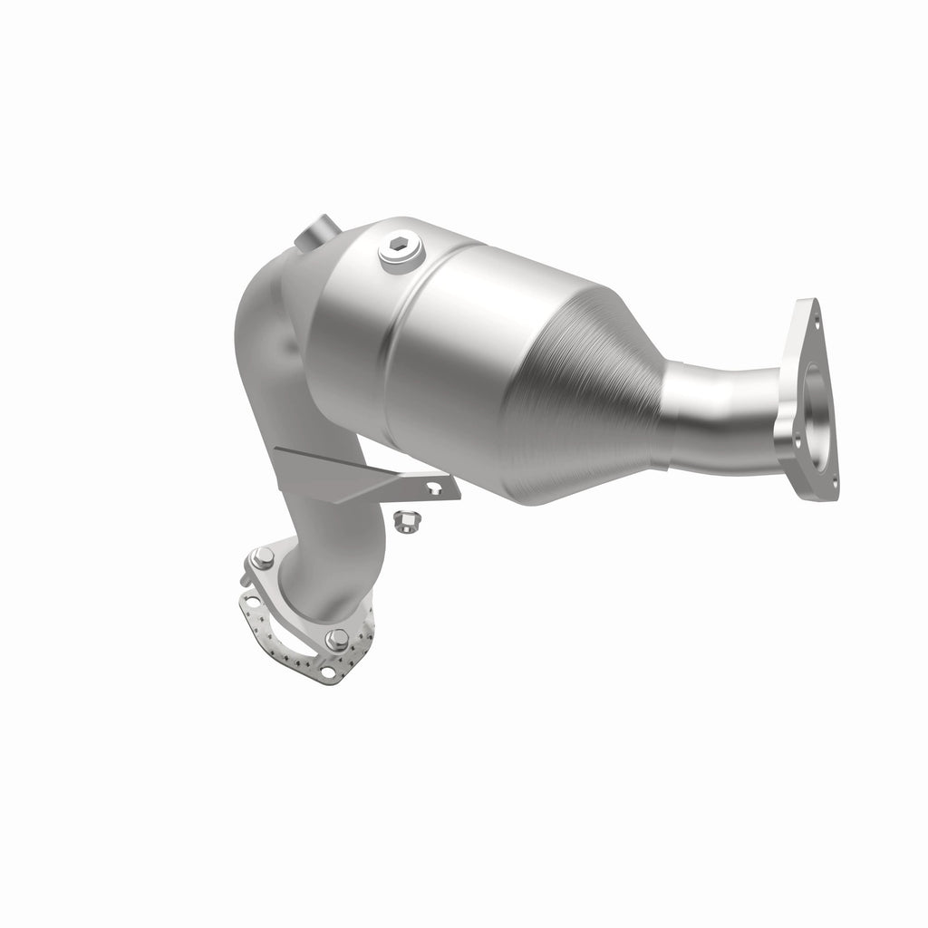 MagnaFlow Exhaust Products 49136 OEM Grade Direct-Fit Catalytic Converter for Select Audi A4 Quattro, Audi A5 Quattro, Audi A6 Quattro, Audi A7 Quattro, Audi A8 Quattro, Audi Q5, Audi S4, Audi S5, Audi SQ5
