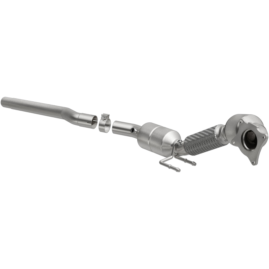 MagnaFlow Exhaust Products 52380 OEM Grade Direct-Fit Catalytic Converter for Select Volkswagen CC, Volkswagen Passat