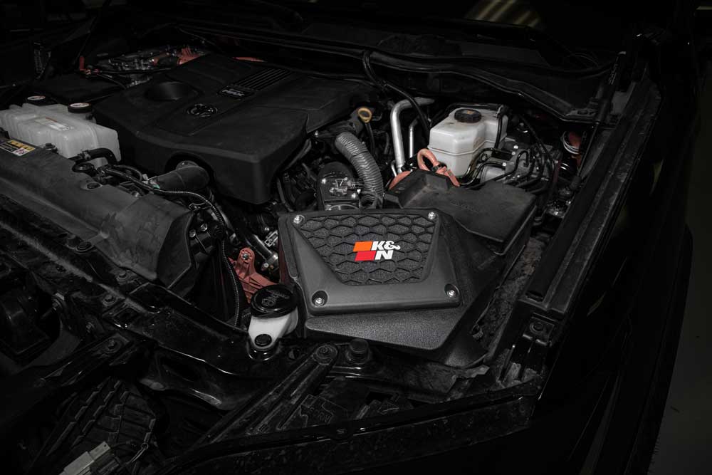K&N 63-9042 Performance Air Intake System for Select Toyota Sequoia, Toyota Tundra