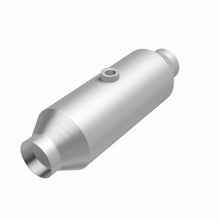 Load image into Gallery viewer, MagnaFlow Exhaust Products 5451355 California CARB Universal Catalytic Converter for Select Chrysler Aspen, Chrysler Pacifica, Chrysler Town &amp; Country, Dodge Caravan, Dodge Durango, Dodge Grand Caravan, Dodge Ram 1500, Ford F-150, Mercedes-Benz GL450,