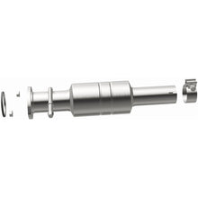 Load image into Gallery viewer, MagnaFlow Exhaust Products 52207 OEM Grade Direct-Fit Catalytic Converter for Select Toyota Highlander