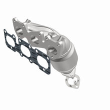Load image into Gallery viewer, MagnaFlow Exhaust Products 52783 OEM Grade Manifold Catalytic Converter for Select Kia Sedona