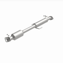 Load image into Gallery viewer, MagnaFlow Exhaust Products 5571133 California CARB Direct-Fit Catalytic Converter for Select Kia Optima