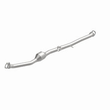Load image into Gallery viewer, MagnaFlow Exhaust Products 5571448 California CARB Direct-Fit Catalytic Converter for Select Saab 9-2X, Subaru Forester, Subaru Impreza, Subaru Legacy, Subaru Outback