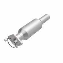 Load image into Gallery viewer, MagnaFlow Exhaust Products 5671981 California CARB Direct-Fit Catalytic Converter for Select Ford Fusion, Mercury Milan