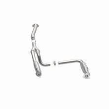 Load image into Gallery viewer, MagnaFlow Exhaust Products 51092 OEM Grade Direct-Fit Catalytic Converter for Select Chevrolet Express 1500, Chevrolet Express 2500, GMC Savana 1500, GMC Savana