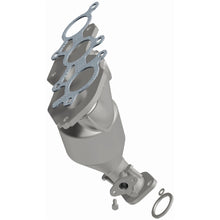 Load image into Gallery viewer, MagnaFlow Exhaust Products 52018 OEM Grade Manifold Catalytic Converter for Select Lexus RX450h, Toyota Highlander