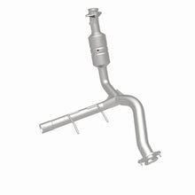 Load image into Gallery viewer, MagnaFlow Exhaust Products 52418 OEM Grade Direct-Fit Catalytic Converter for Select Ford Expedition, Ford F-150, Lincoln Navigator