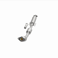 Load image into Gallery viewer, MagnaFlow Exhaust Products 6511112 California CARB Direct-Fit Catalytic Converter for Select Toyota C-HR
