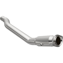 Load image into Gallery viewer, MagnaFlow Exhaust Products 21-579 OEM Grade Direct-Fit Catalytic Converter for Select Jeep Grand Cherokee