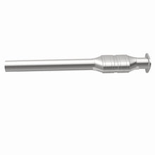 Load image into Gallery viewer, MagnaFlow Exhaust Products 23204 HM Grade Direct-Fit Catalytic Converter for Select Ford E-250 Econoline, Ford E-450 Econoline Super Duty, Ford Econoline Super Duty